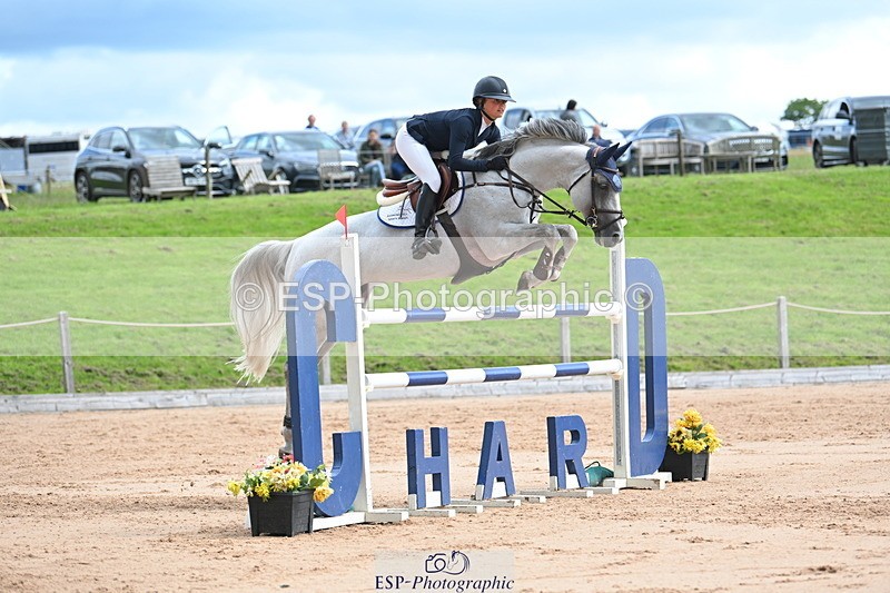 230721A-110918-05570 - Cls 6, 2 Star Medium 1.35m