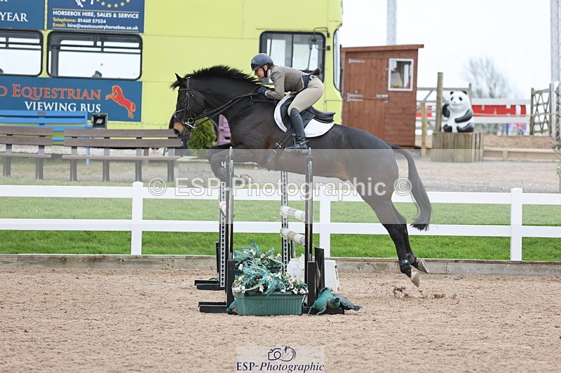 240406A-133253-03859 - Cls 23 1.05m National Amateur Quali