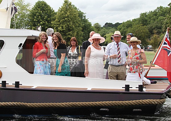 100702 CONSTANT  IMG_9731 - HENLEY REGATTA - FRIDAY 2nd JULY 2010