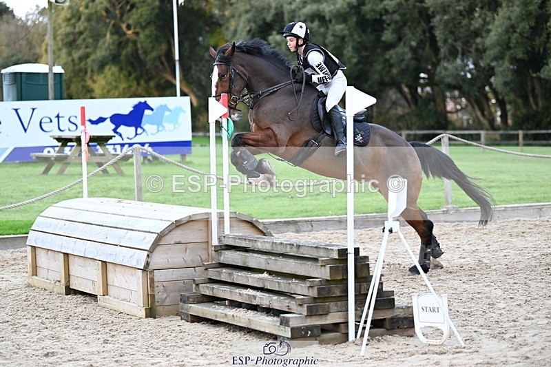 241117-153732-04833 - Cls 4 100-105cm