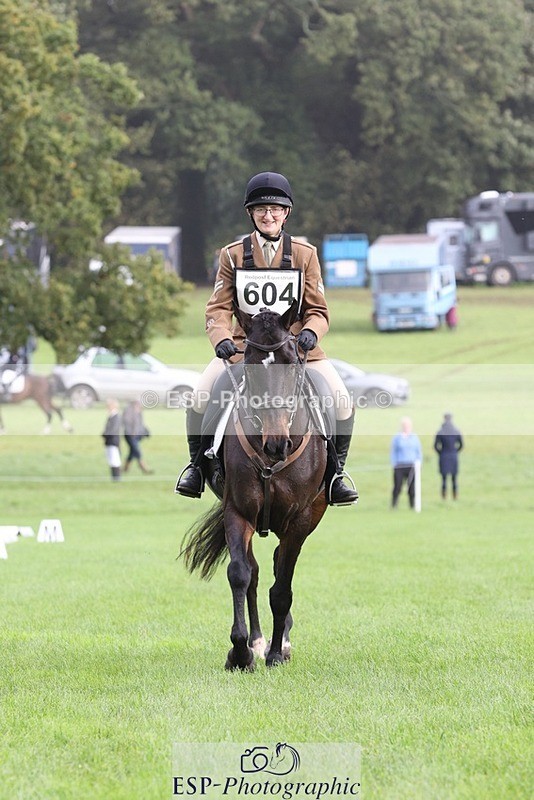 231019-103201-02345 - 604-FURZILEAS.HIDDEN.GEM-Lara.Hails-DR