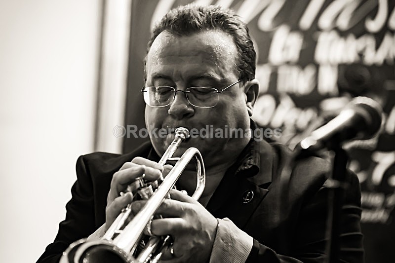  - TOM & SIMON GARDNER PLAY BROTHERS CANDOLI