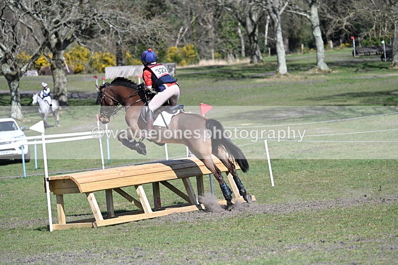 WJ7_0859 - XC Time 13:13 to 13:21