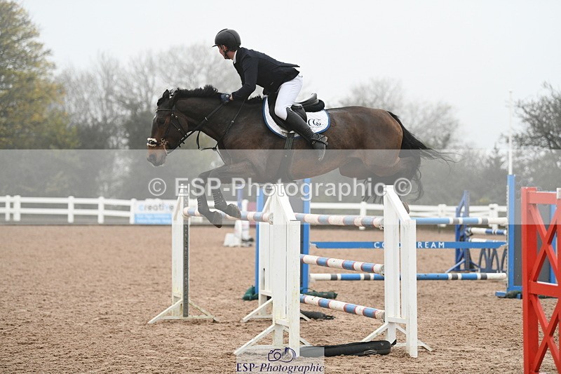 241103A-140622-08377 - SUN Cls 22 Blue Chip Performance Jump Off