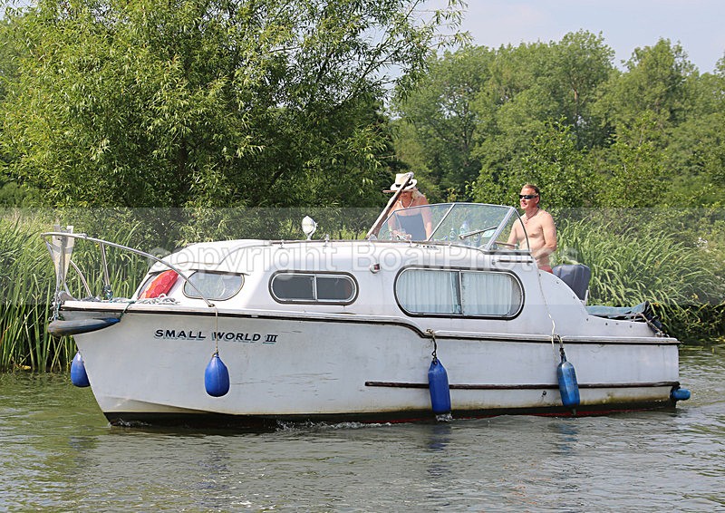 130706 SMALL WORLD WT7A1437 - HENLEY ROYAL REGATTA - Saturday 6th July 2013