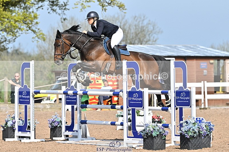 240509A-102024-00835 - Cls 8 Foxhunter