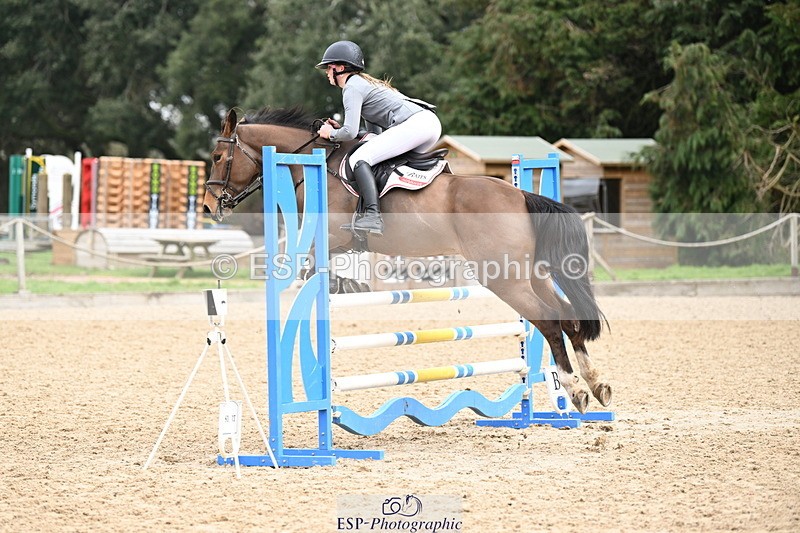 250322A-104216-02233 - Cls 18 95cm Amateur Quali