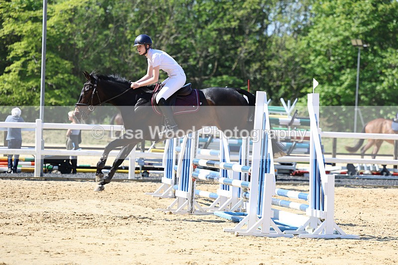 3E7A5495 - Class 4: Senior BN/90cm open