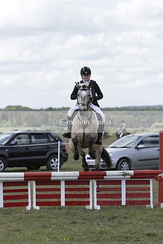 BVHT 140517 N-372 - Class 2 SJ Novice 14/05/17