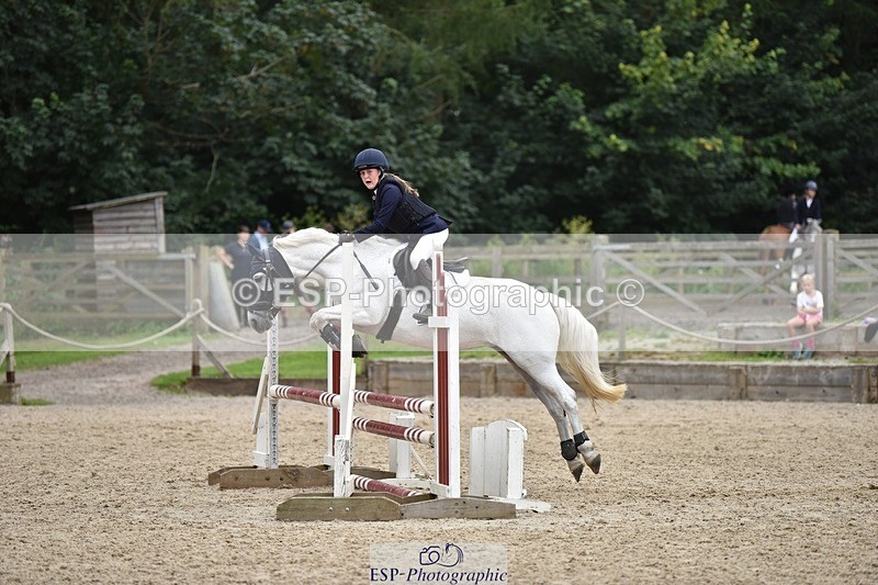 240802-110312-02575 - 80cm Round 1