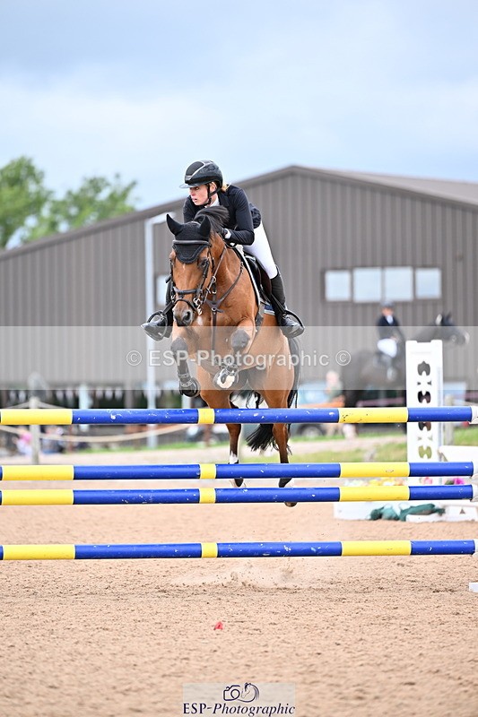 240726A-143538-01971 - Cls 4 Snr 1.20m Open