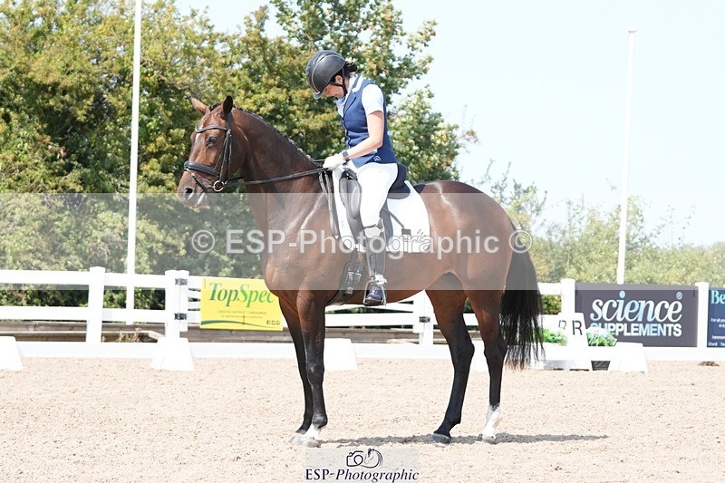 250817-130019-09546 - 052-Marcela.PomphreyLinkeltje.DE.J