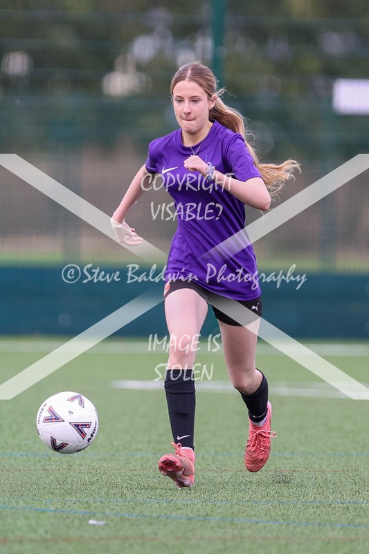 1DX30370 - 2025-09-13 FC Abbey Meads U17 Girls Purple V Cumnors U17 Girls
