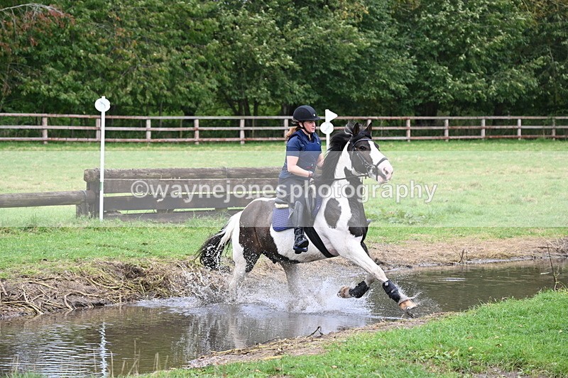 WJ6_2905 - Time at Photographer 11:01 to 11:20