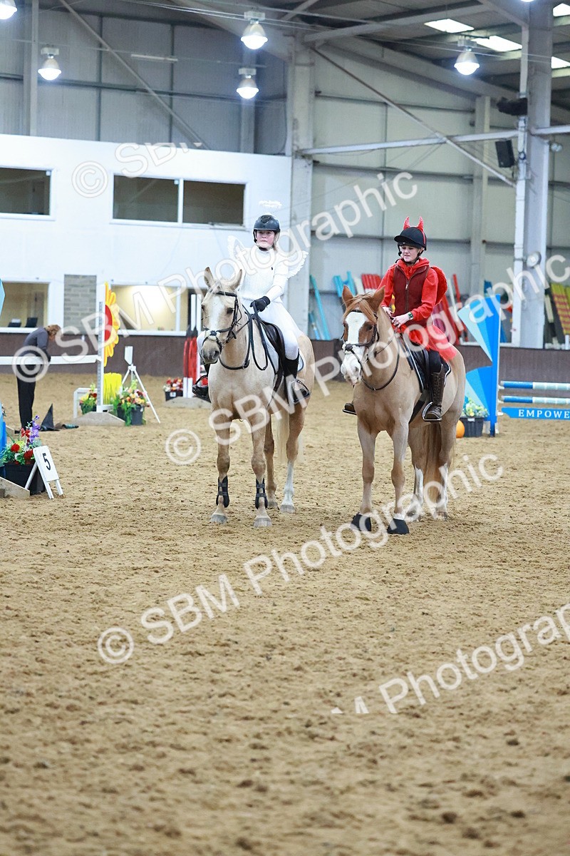 SBM_003646 - Class 4 - Pairs