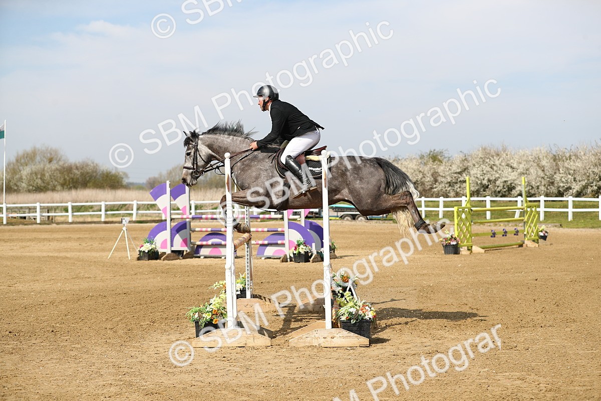 SBM_002476 - Class 10 - Senior Newcomers - 1.10m