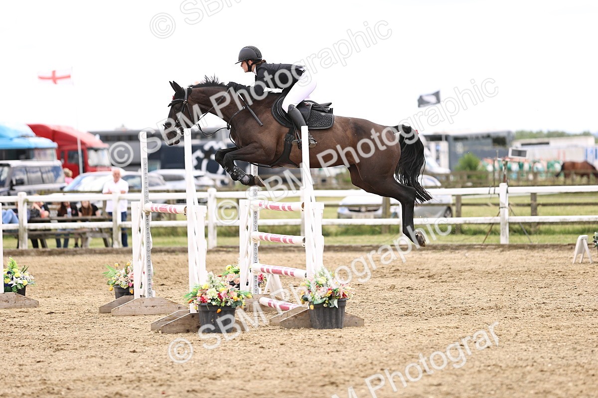 SBM_003698 - Class 22 - Senior Foxhunter 1.20m