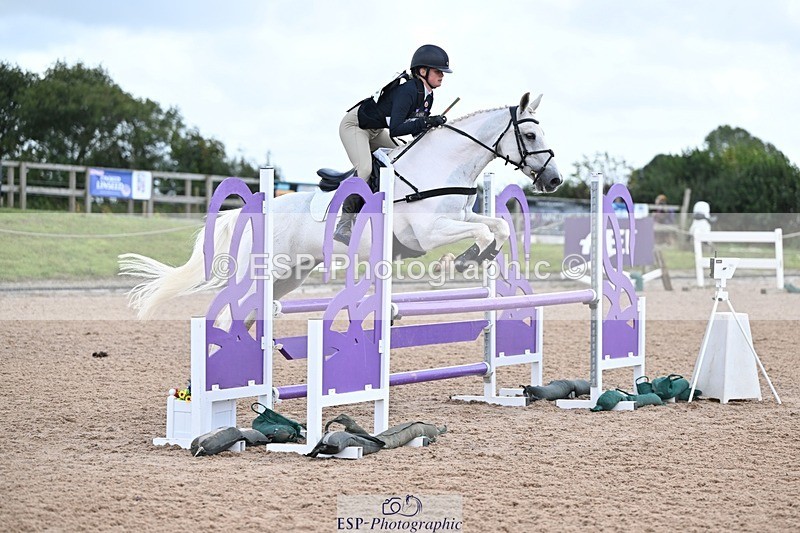 250831-132903-09946 - O-709-Cecilia.Behagg