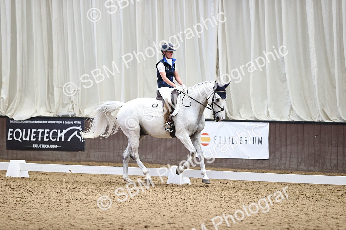 SBM_001500 - Novice 4 - 11.15-13.22