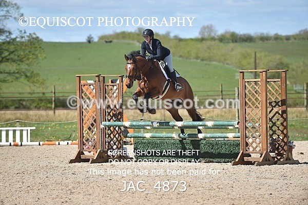 JAC_4873 - CLASS 13 SAT Senior BritiNovice/ 90cm Open