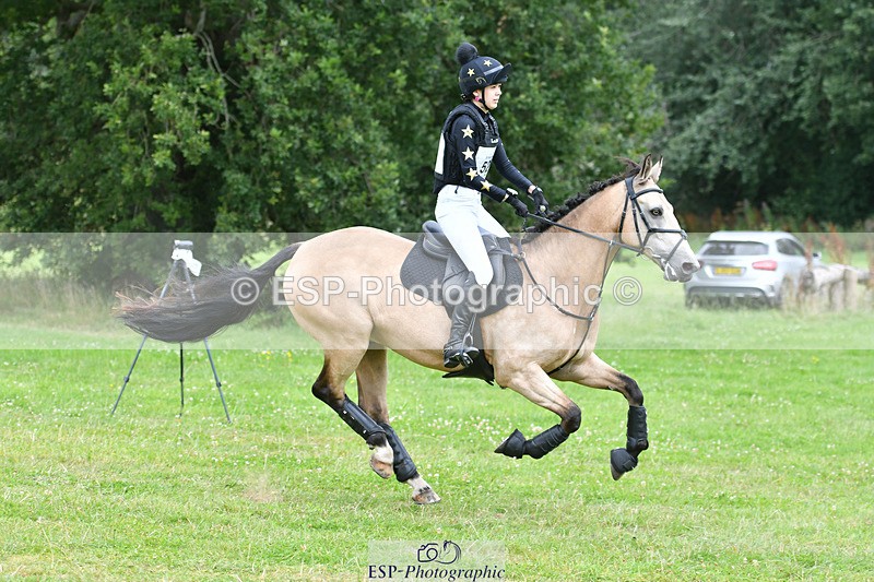 240804-134704-14981 - 521-Lily_Howell-WOODFIELD_GOLD