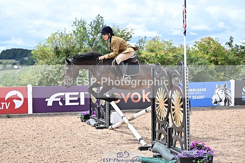 250729-145205-00027 - Clear Round and 60cm