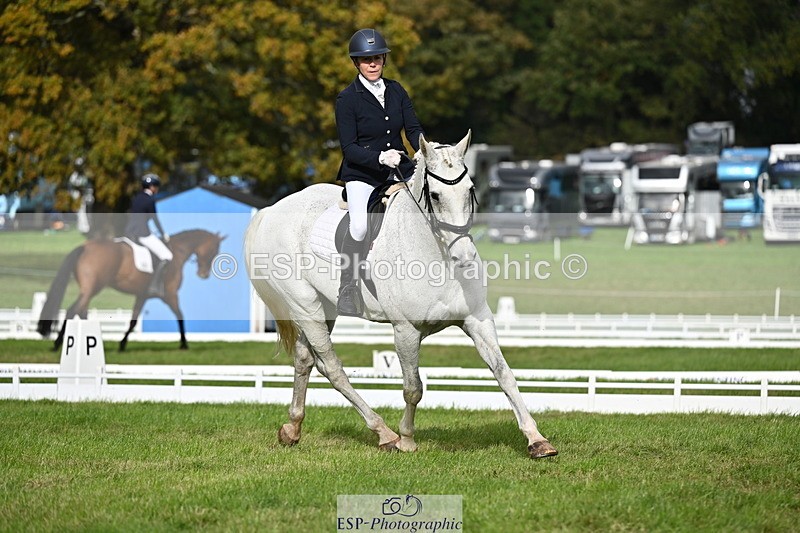 251024A-134323-12220 - D-364-Samantha.Holland