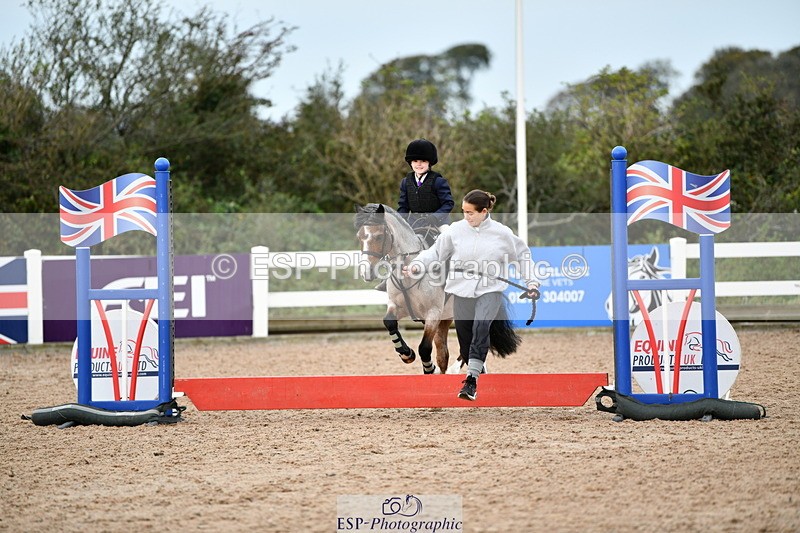 241013B-092727-00193 - Cls 1 Clear Round