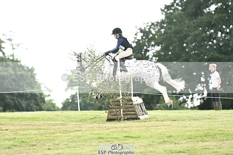 240825X-103242-31136 - 70cm XC 10.00 to 11.00