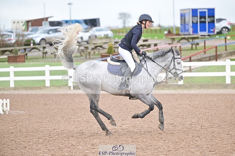 251116-115501-01290 - Cls 6 Pony Newcomers and 1m Open