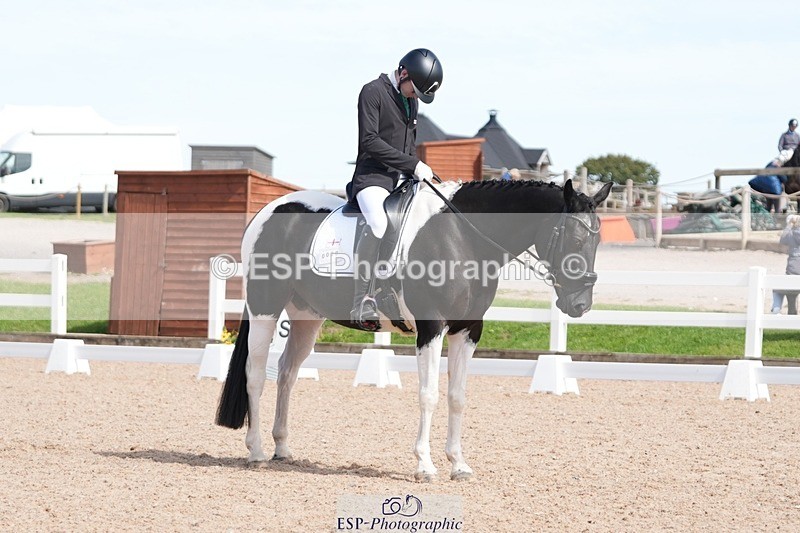 250906-135258-03785 - 020-Leo.De-ValentinoBarfields.Cosmopolitan