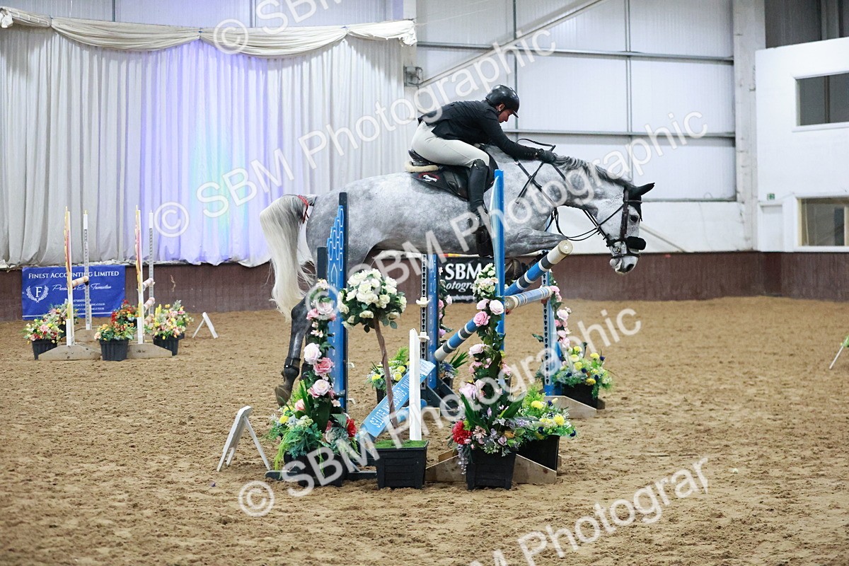 SBM_004644 - Class 17 - Senior Newcomers - 1.10m