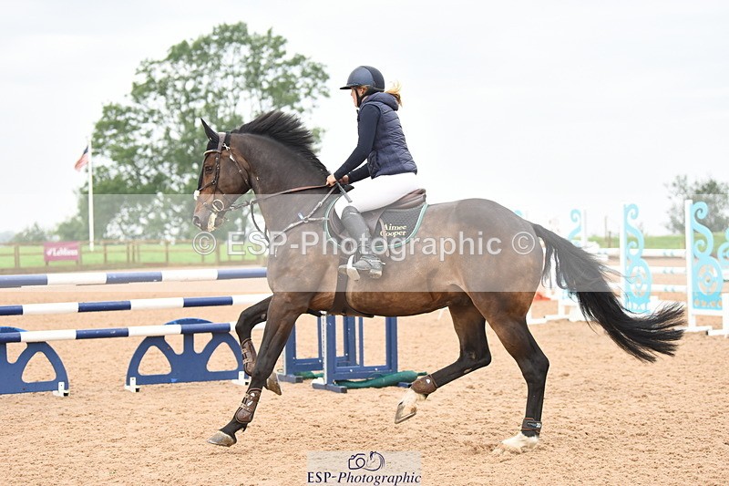 230916A-104956-03924 - Cls 14 Snr Foxhunter