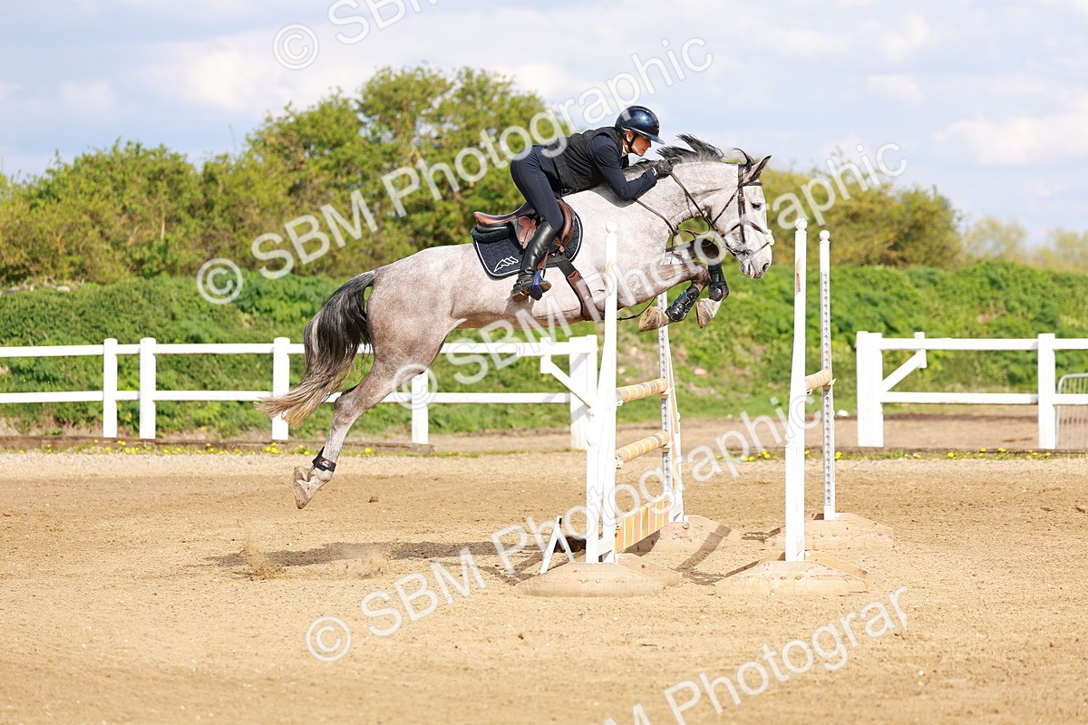 SBM_002374 - Class 5 - Senior Foxhunter - 1.20m