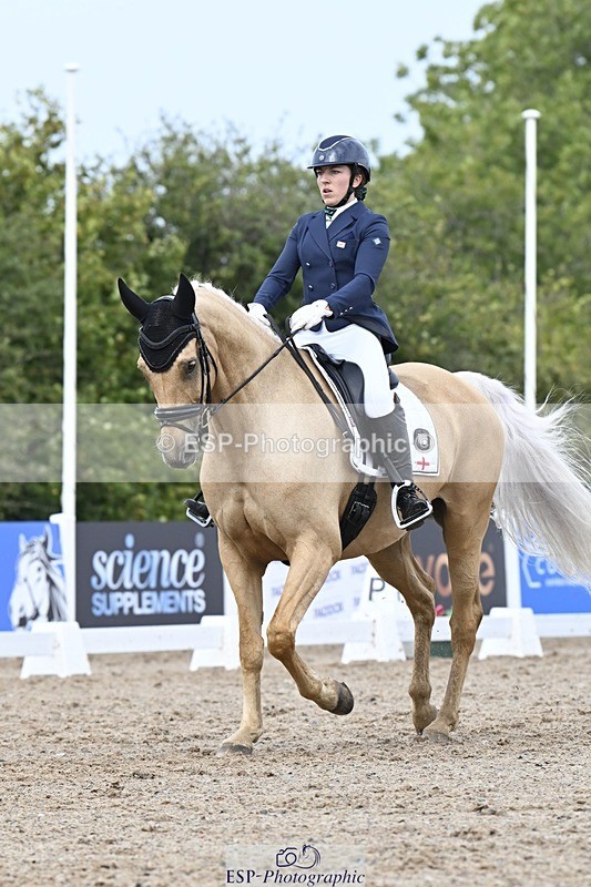 250907-131557-09875 - 025-Carrie.EveGekkos.Gold