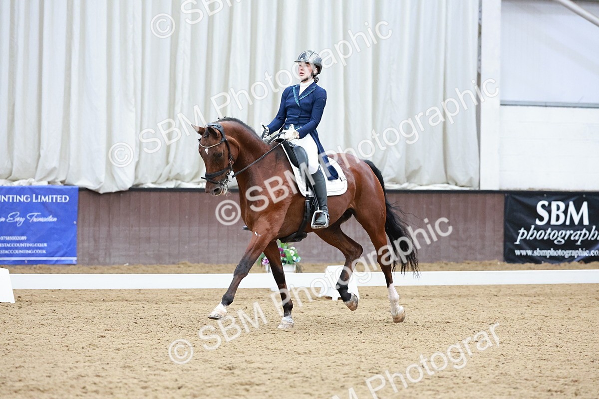 SBM_016411 - Class 5 - FEI INT II - 17.24-18.20