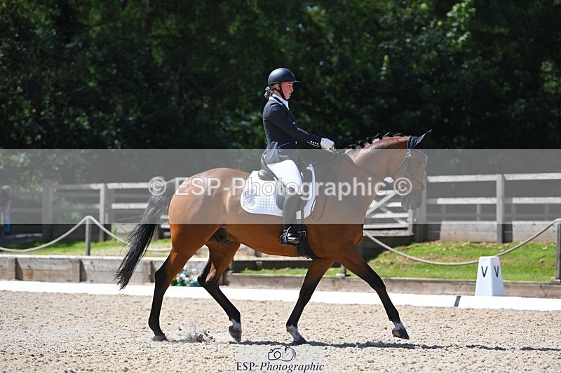 230811-124216-01366 - Cls 4 Adv Medium Silver