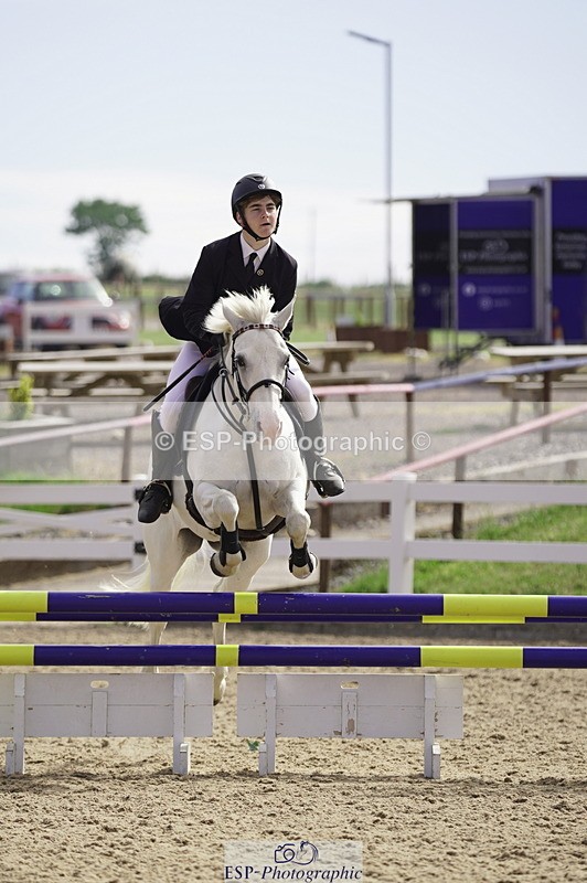 230624A-092744-00711 - Cls 21 British Novice & 80cm Open