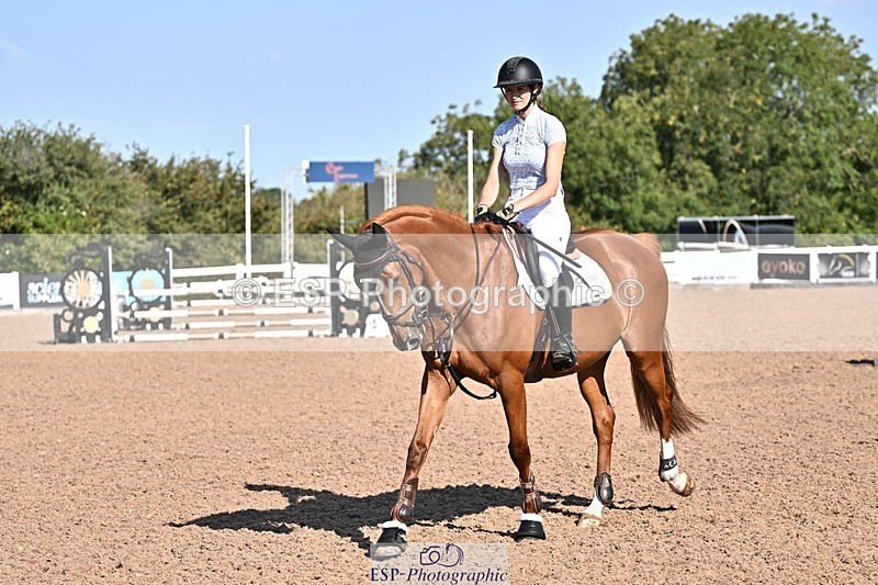 260812-094441-00090 - Cls 2 British Novice and 90cm