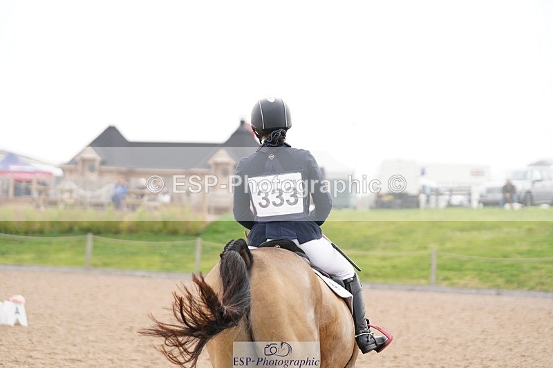 240901A-131914-07705 - 333-Emily.Dobson-SILVERLININGS.APHRODITE