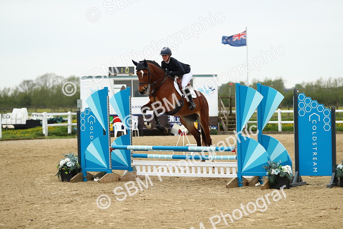SBM_000279 - Class 2 - Senior British Novice 90cm