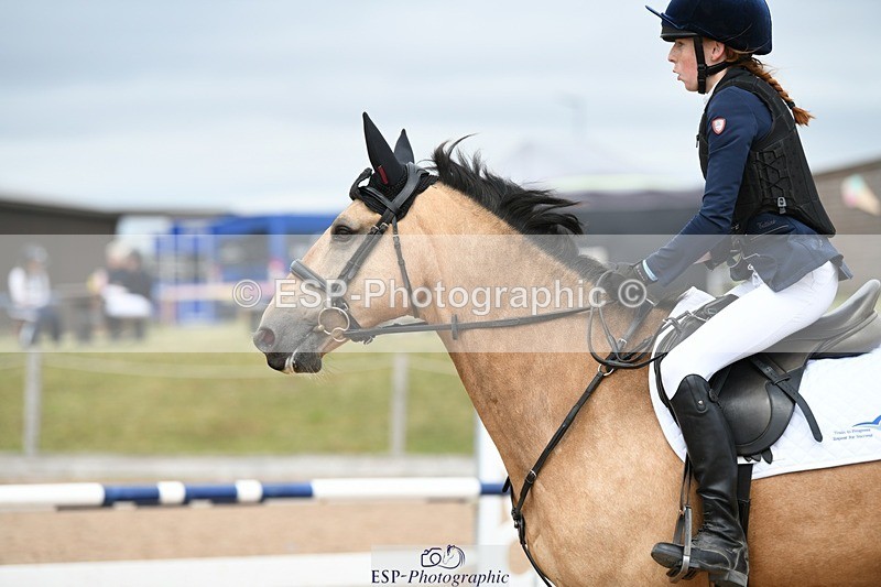 250807-131747-01073 - 80cm Round 2