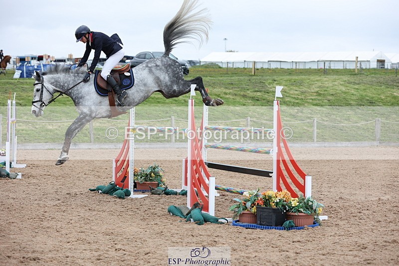 240419A-105223-06267 - Cls 2, 2 Star Small Tour 1.30m