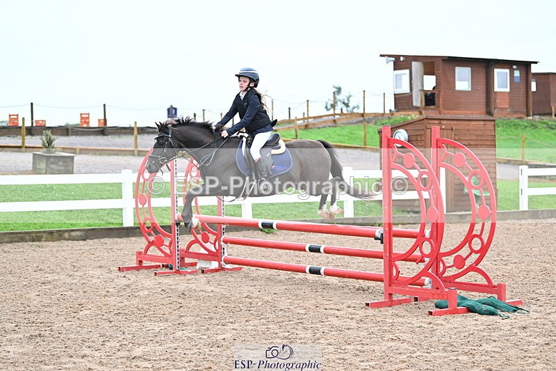 240908A-104024-03068 - Cls 18 A&B Pony Brit Nov & 80 Opern