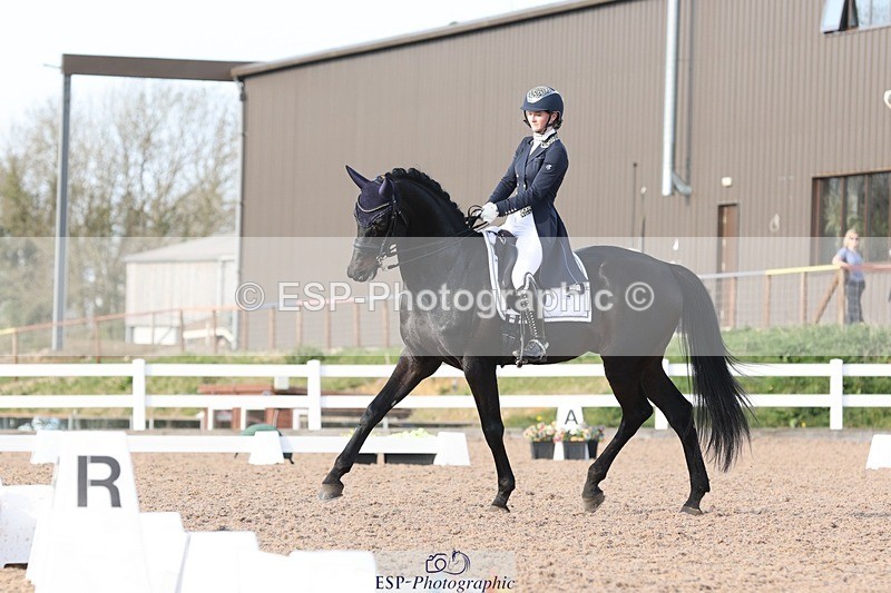 250404-174201-08099 - 069-India.Hamilton-Burnet-Kissingdale