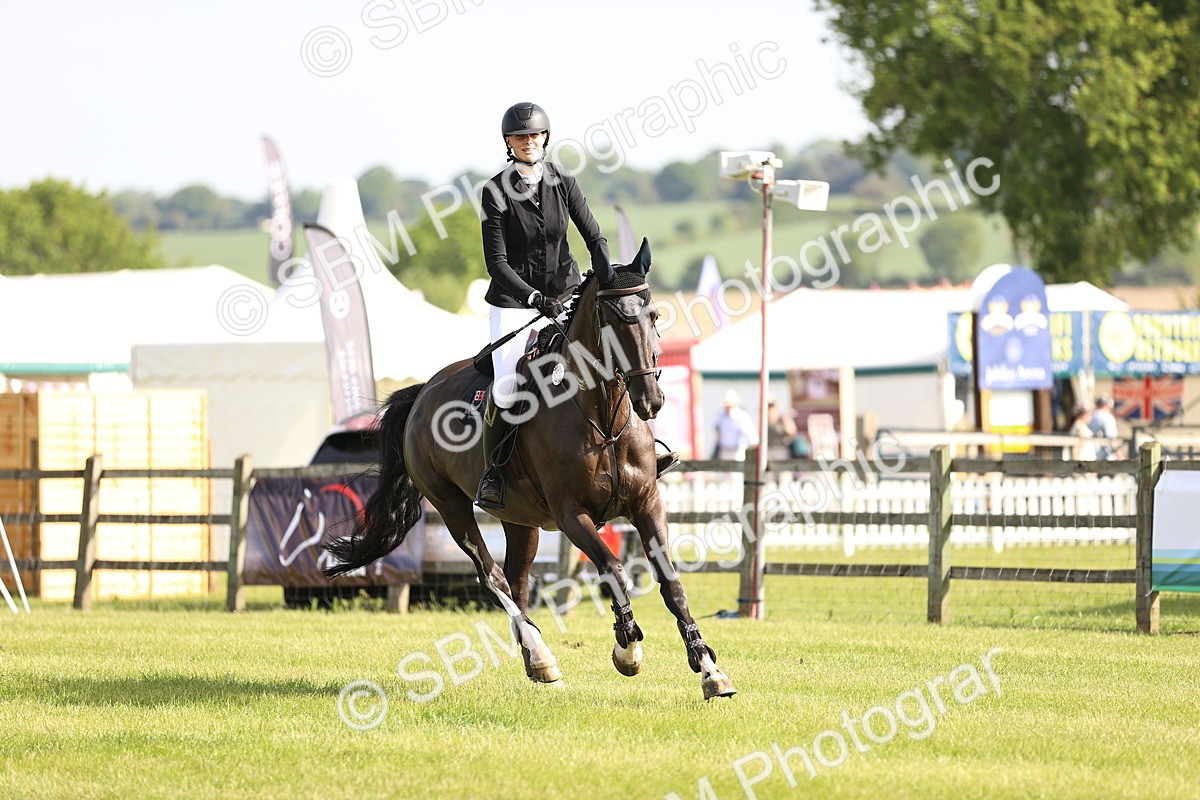 SBM_01369 - Class 200 - Martin Grant Homes Welcome Stakes 1.25m Open