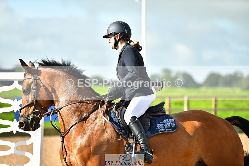 230811A-091715-02992 - Cls 14 A&B Snr Disco & 1.00m Open