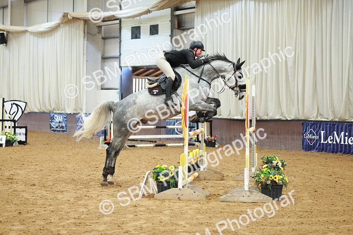 SBM_007105 - Class 19 - Senior Newcomers 1.10m