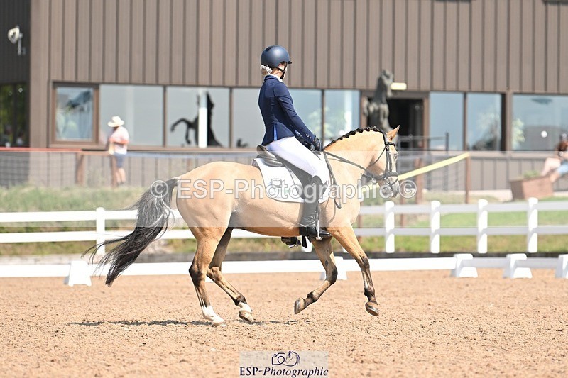 250816-120259-04410 - 060-Felicity.HendySheepcote.Champion.Star