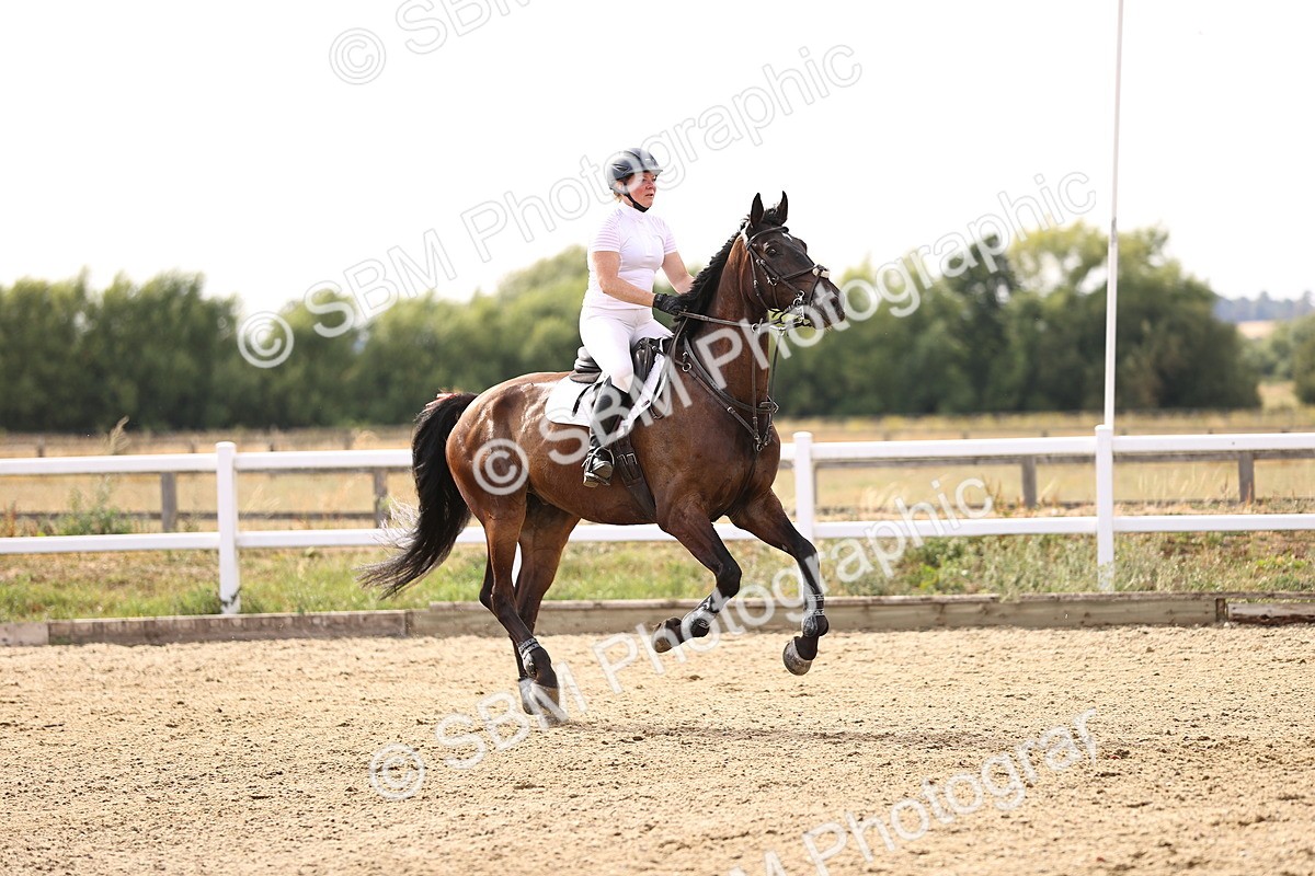 SBM_001713 - Class 6 - Senior Newcomers 1.10m